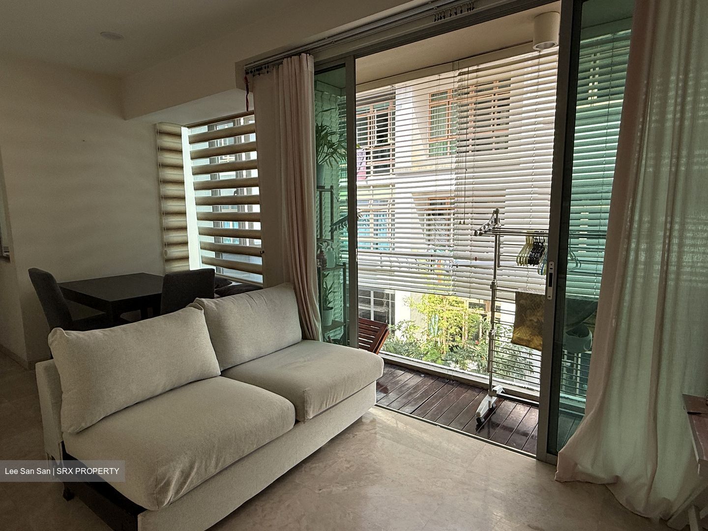 Esterina (D15), Apartment #595114071